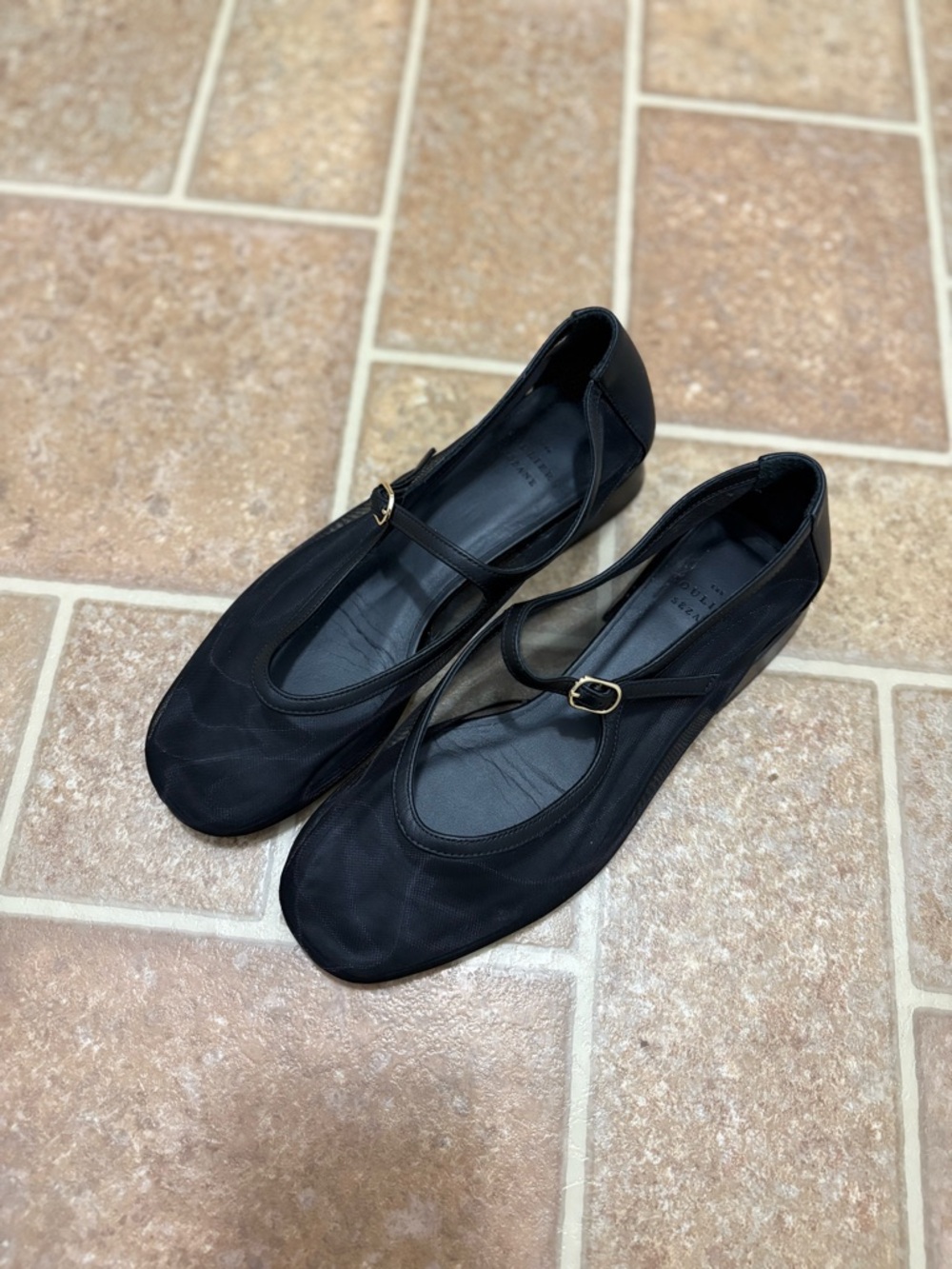 Sezane Aubane Low Babies Black Mesh Size 36